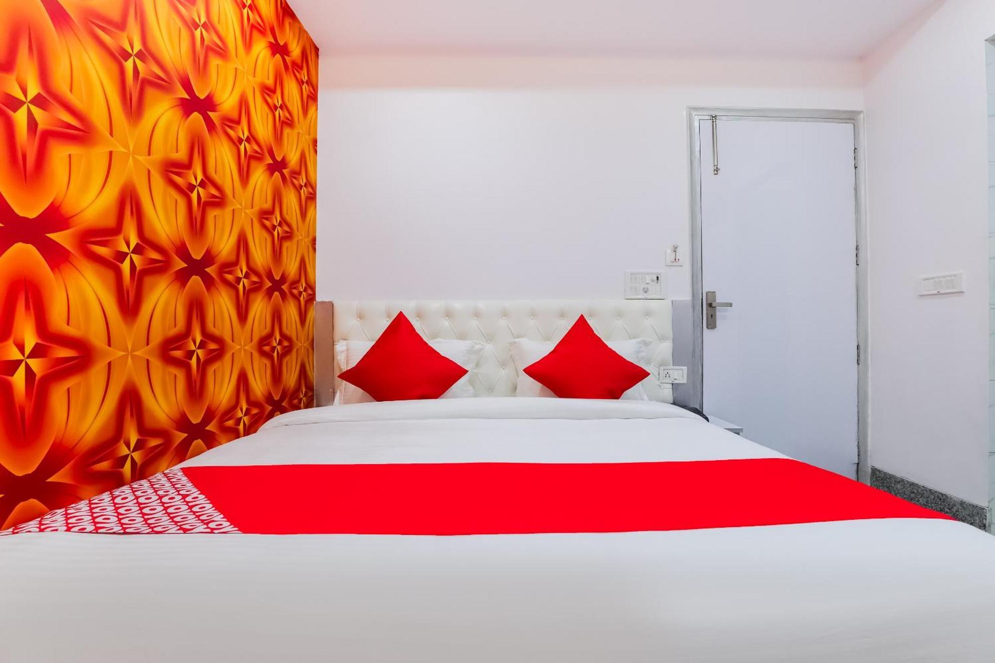 Hotel O New Tech India Delhi  Eksteriør billede